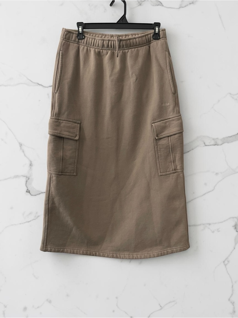 Aritzia Mega Fit Sweatfleece Cozy Fleece Cargo Midi Skirt Tan Size M - Picture 2 of 7